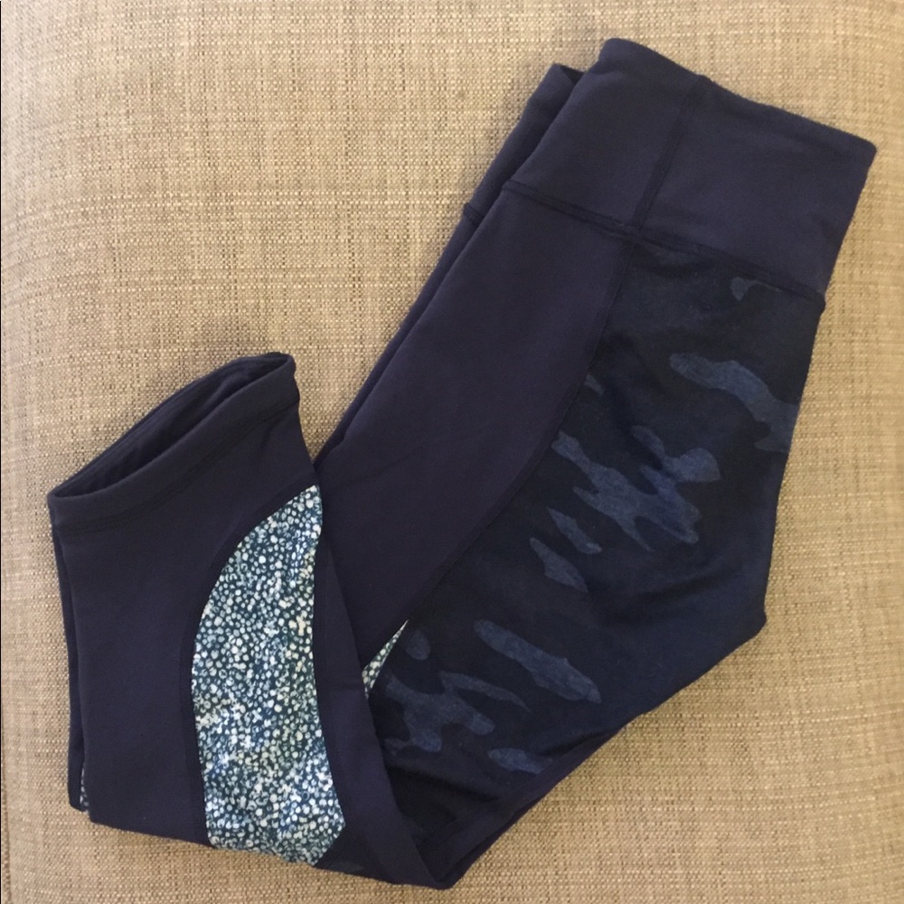 Lululemon Sashiko Wunder Under Crop - Navy Camo