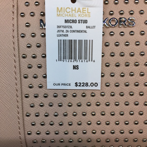 Michael Kors Micro Studded Wallet. - Picture 2 of 4