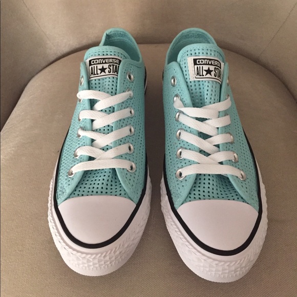 Converse Shoes - New Listing! Brand new with box. Never worn!