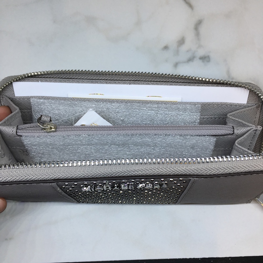 Michael Kors Micro Studded Wallet - Picture 4 of 5