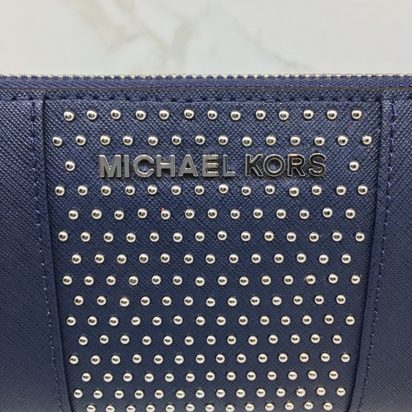 Michael Kors Micro Studded Wallet - Picture 2 of 5