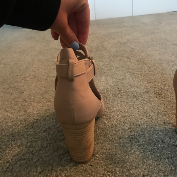 Chinese Laundry Booties - Picture 3 of 5