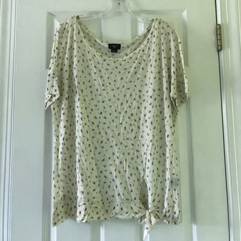 Anthropologie banded bottom shirt with keyhole