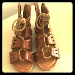 Girl sandals