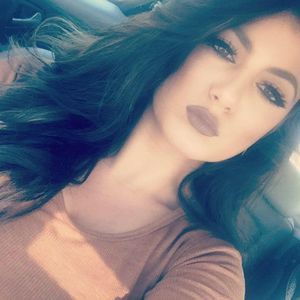 Meet your Posher, Alexcess