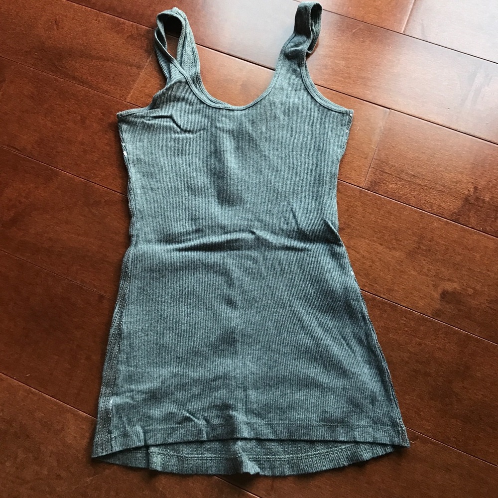 Sequin Tank - Picture 2 of 3