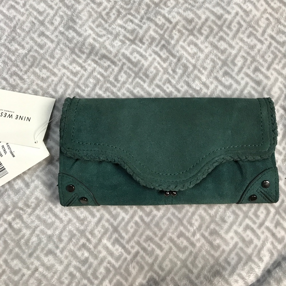 Nine west wallet