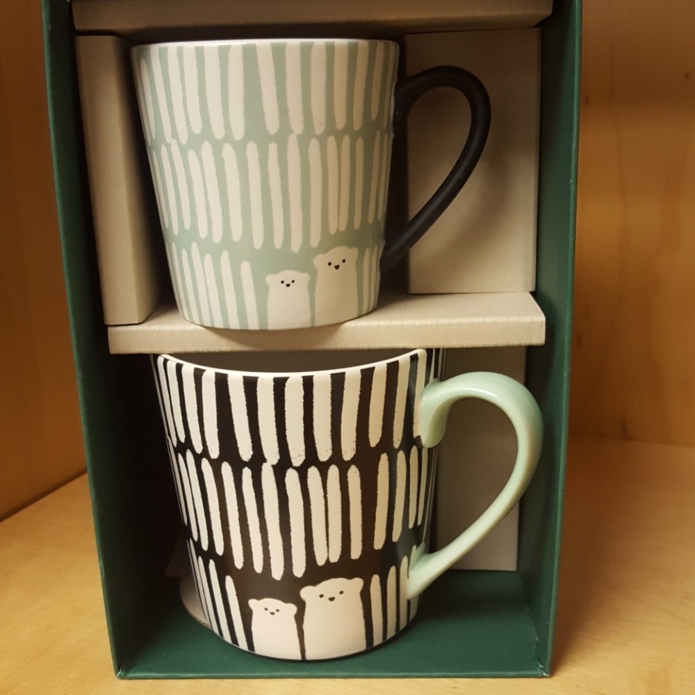 Starbucks Polar bear mug set