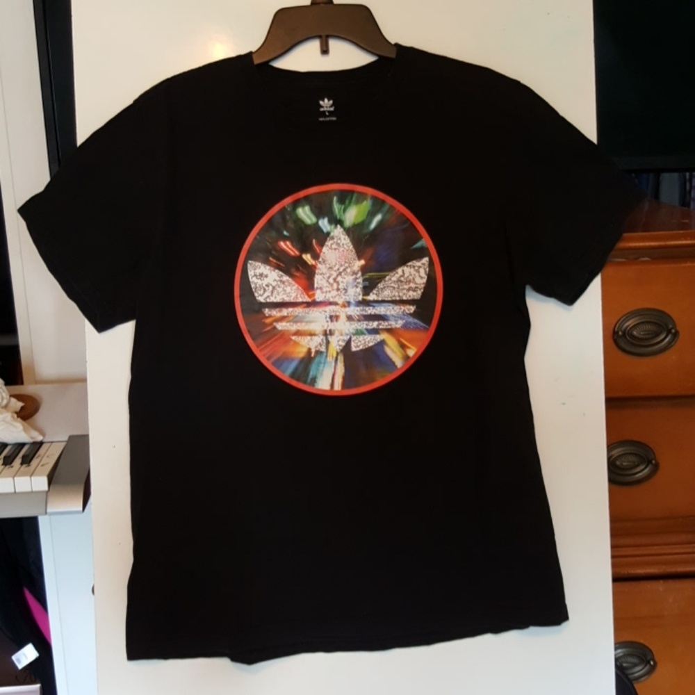 Adidas tee - Picture 2 of 3