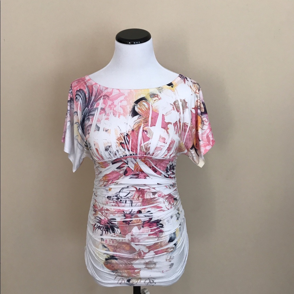 Floral Patterned Ruched Top
