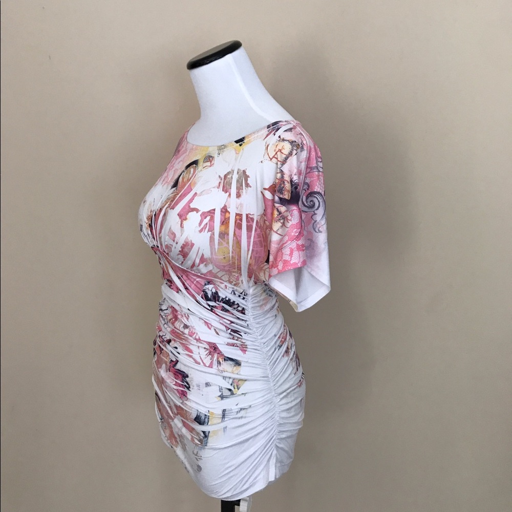 Floral Patterned Ruched Top - Picture 3 of 4