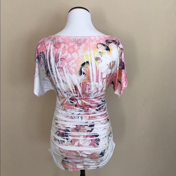 Floral Patterned Ruched Top - Picture 4 of 4