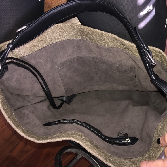 🔥HOT DEAL🔥Limited Edition LOUIS VUITTON - Picture 8 of 8