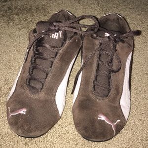 🤩OFFERS ACCEPTED: Puma sneakers