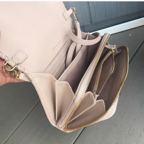 HP🦄Tory Burch light oak crossbody - Picture 3 of 8