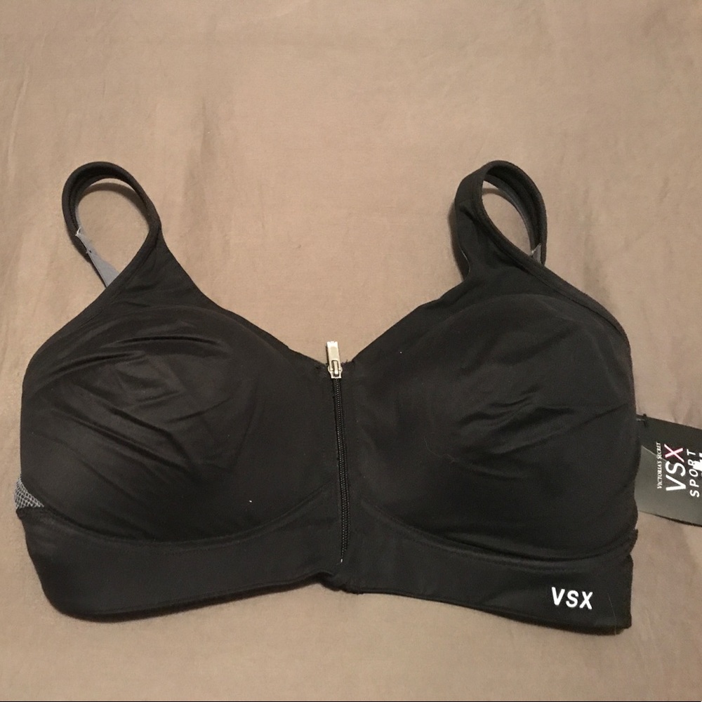 Victoria's Secret VSX Sports bra. NWT