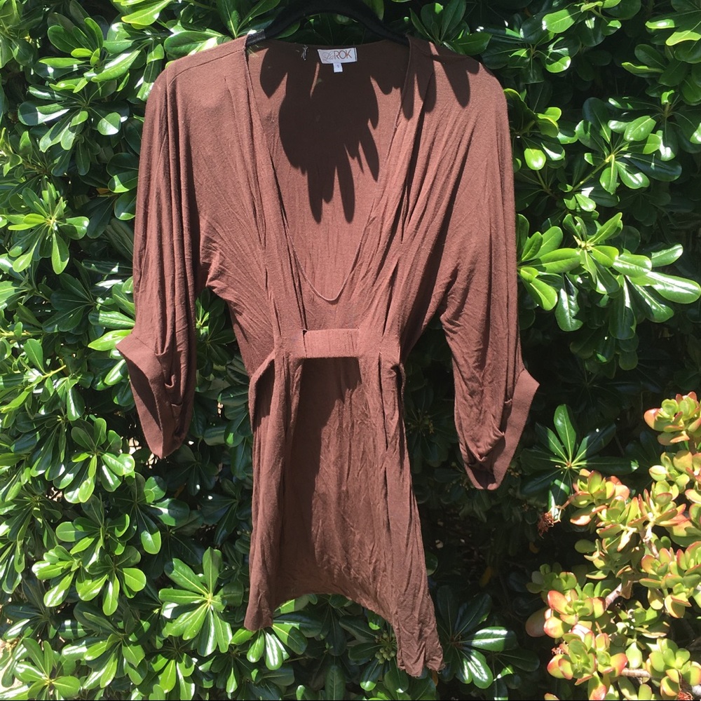Super soft, brown drapey LaRok 3/4-sleeve top!