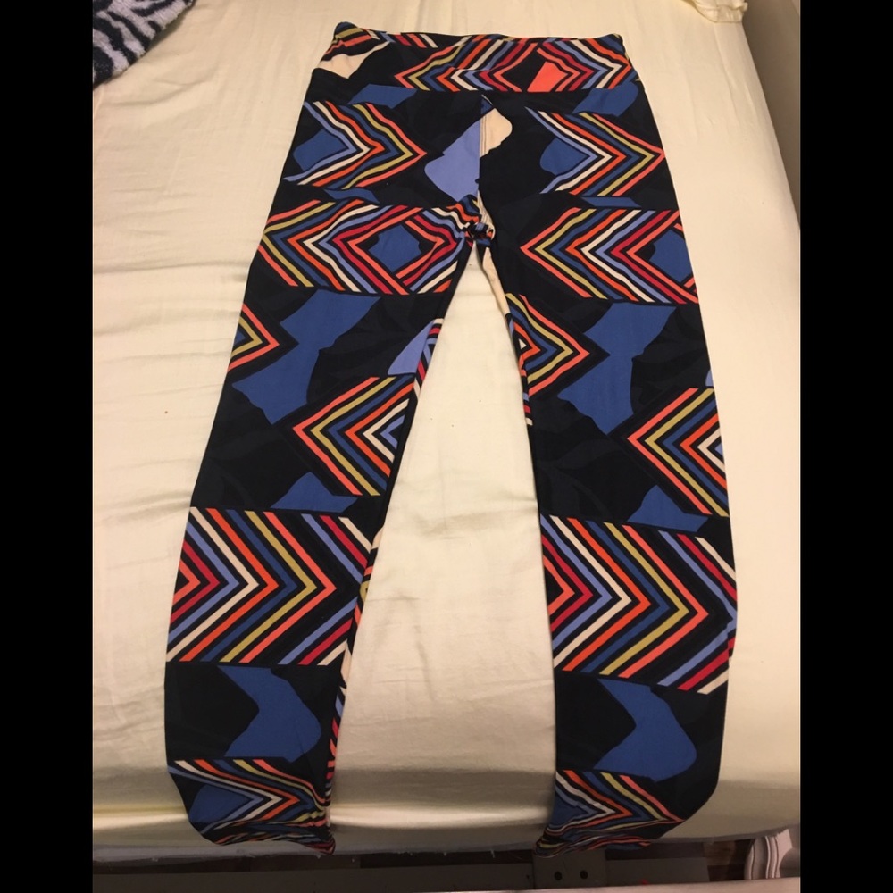 SALE💕 NWOT Lularoe Leggings