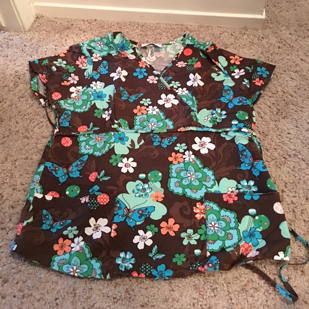 Medium Scrub Top