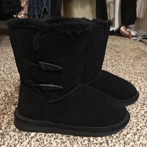 Brand new black bear paw boots size 8