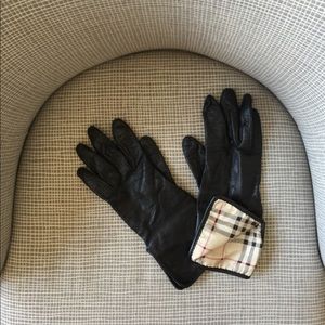 Burberry leather gloves