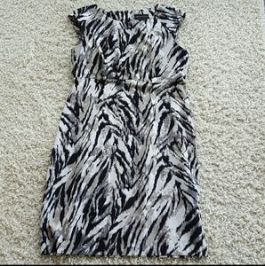 Connected Apparel Dress Tiger Black White Belted