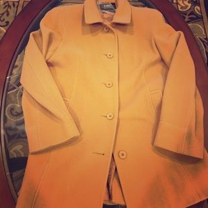 {SOLD} Woman's wool blend swing coat