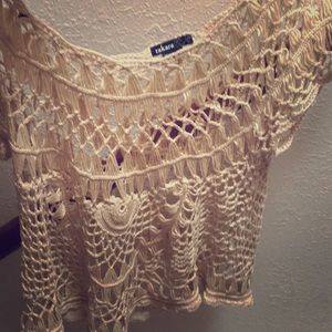 Cute pull over, good condition