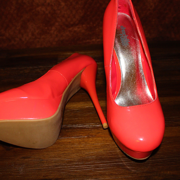 Charlotte Russe coral heels - Picture 5 of 6