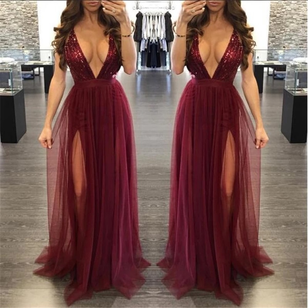 Last one 🔺Gorgeous V-neck backless dress.