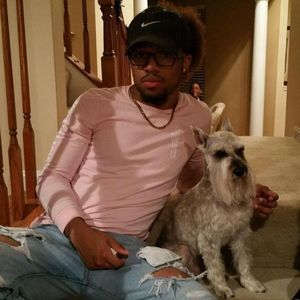 Meet your Posher, Devin