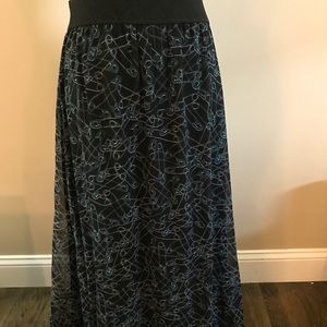 LuLaRoe Lucy Skirt
