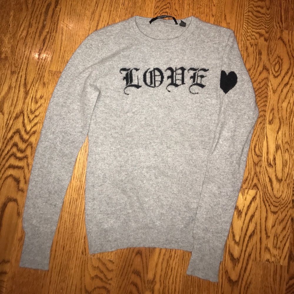 Cashmere sweater