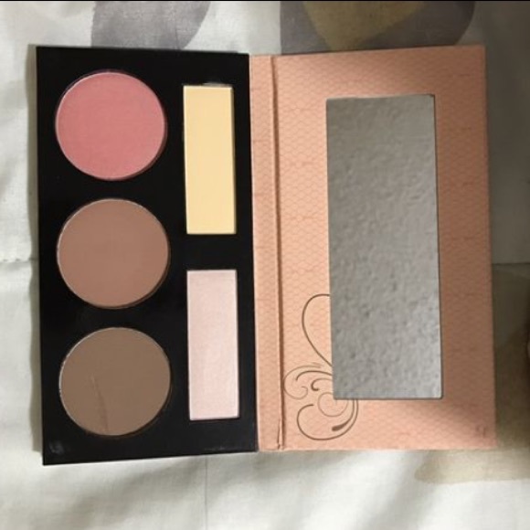 BH cosmetics- face pallets - Picture 1 of 2