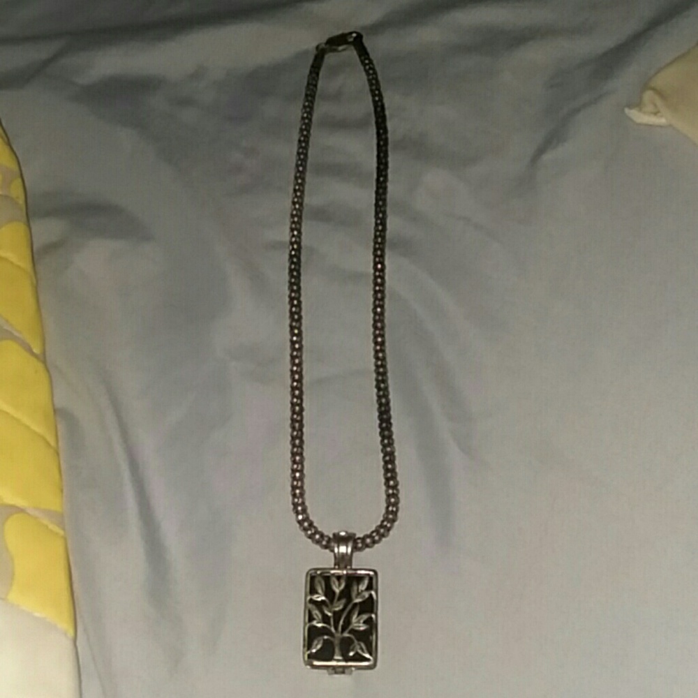 Tree necklace