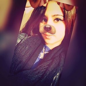 Meet your Posher, Lorena