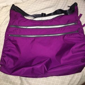 Lulu lemon purple bag