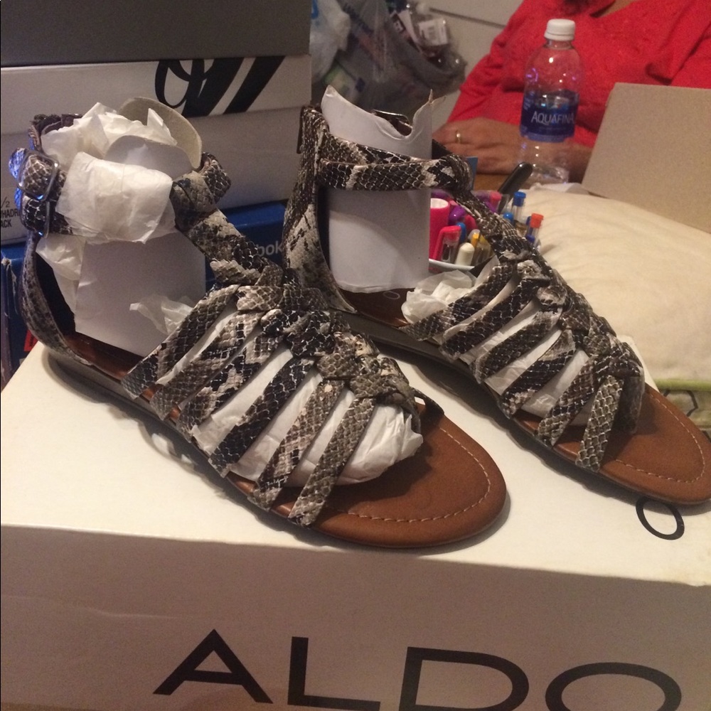 New Also Sandals