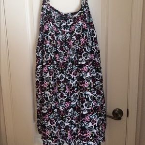Black skull and roses sundress