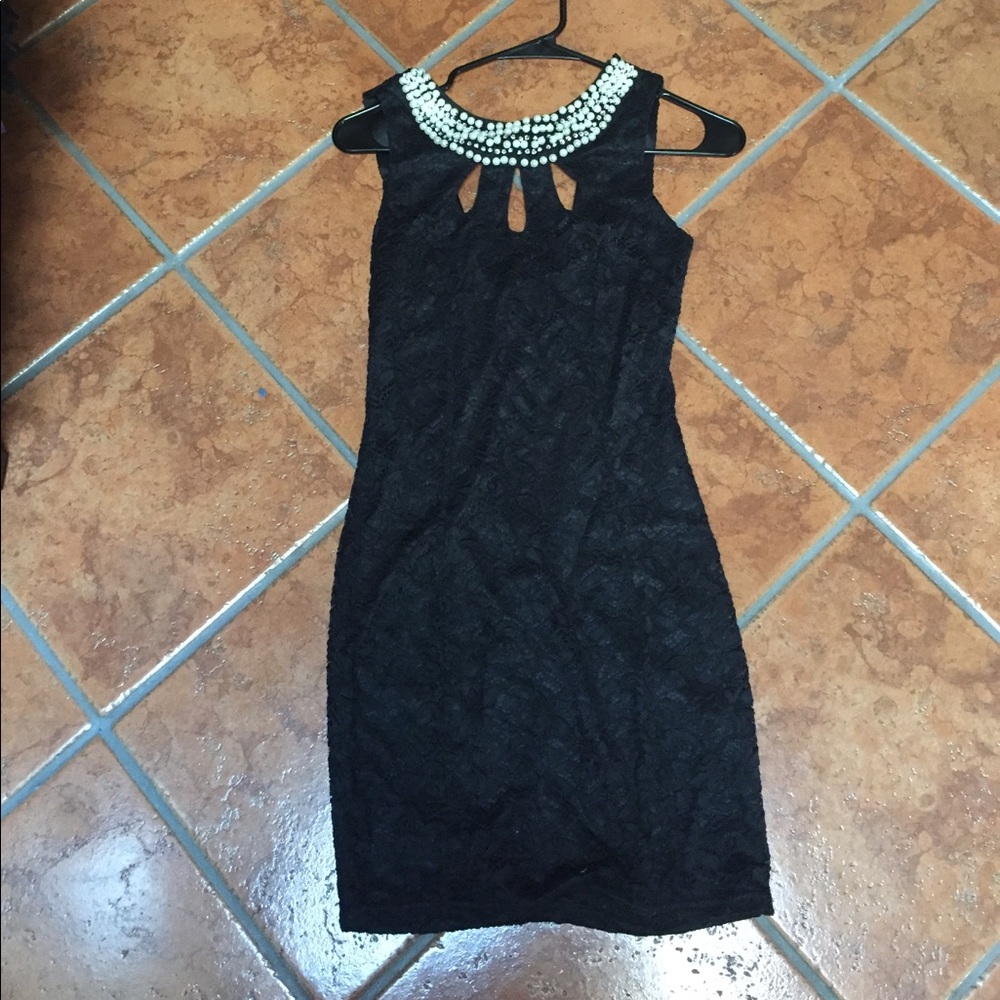 Black Lace Sheath Dress