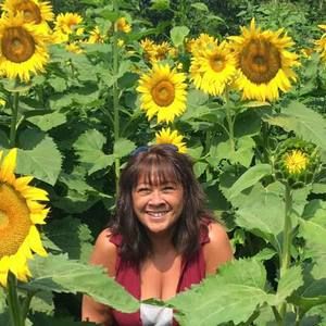 Meet your Posher, Esther