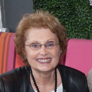 Meet your Posher, Paulette