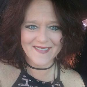 Meet your Posher, Cheri