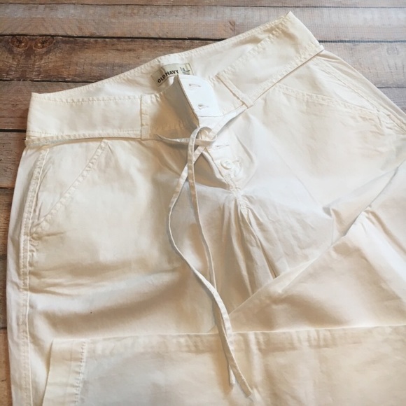 NWOT ON White Wide Leg Trousers - Picture 2 of 4