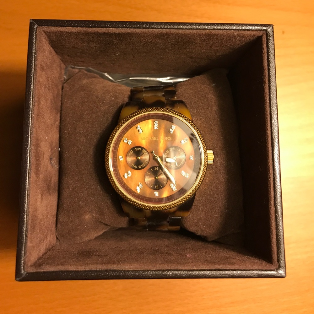 Michael kors tortoise watch