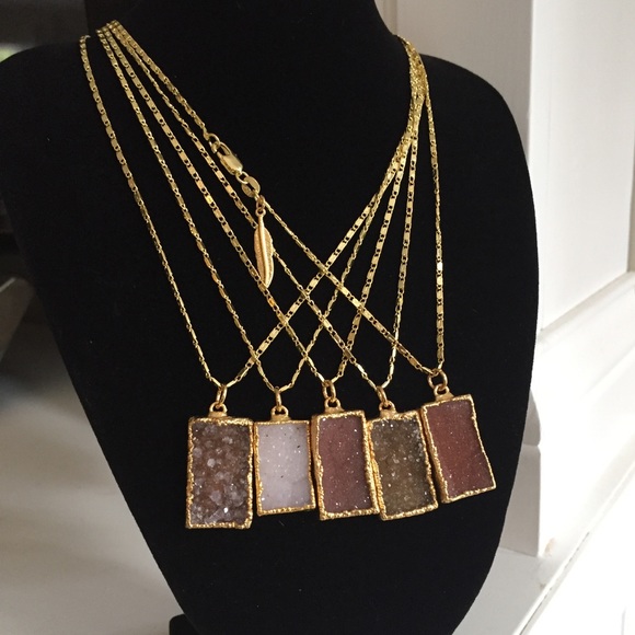 Necklace- Druzy Pendant - Picture 2 of 2