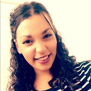 Meet your Posher, Marissa