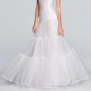 David's Bridal Ball Gown Silhouette Slip