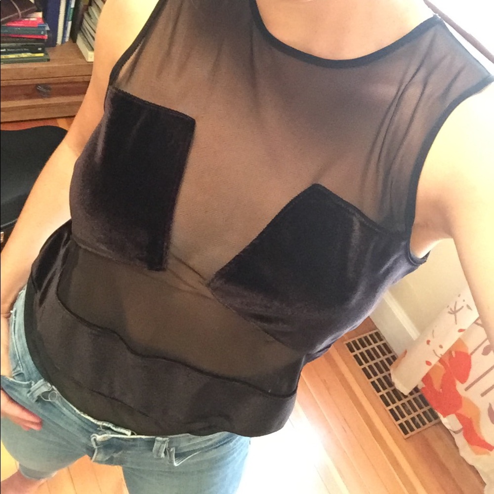Black mesh sleeveless party  top