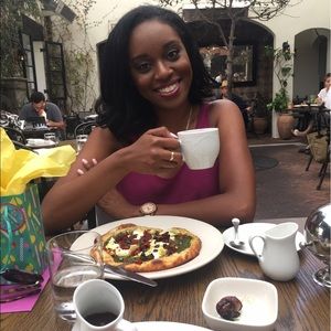 Meet your Posher, Nicole